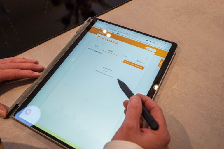 Afbeelding taxatierapport op tablet