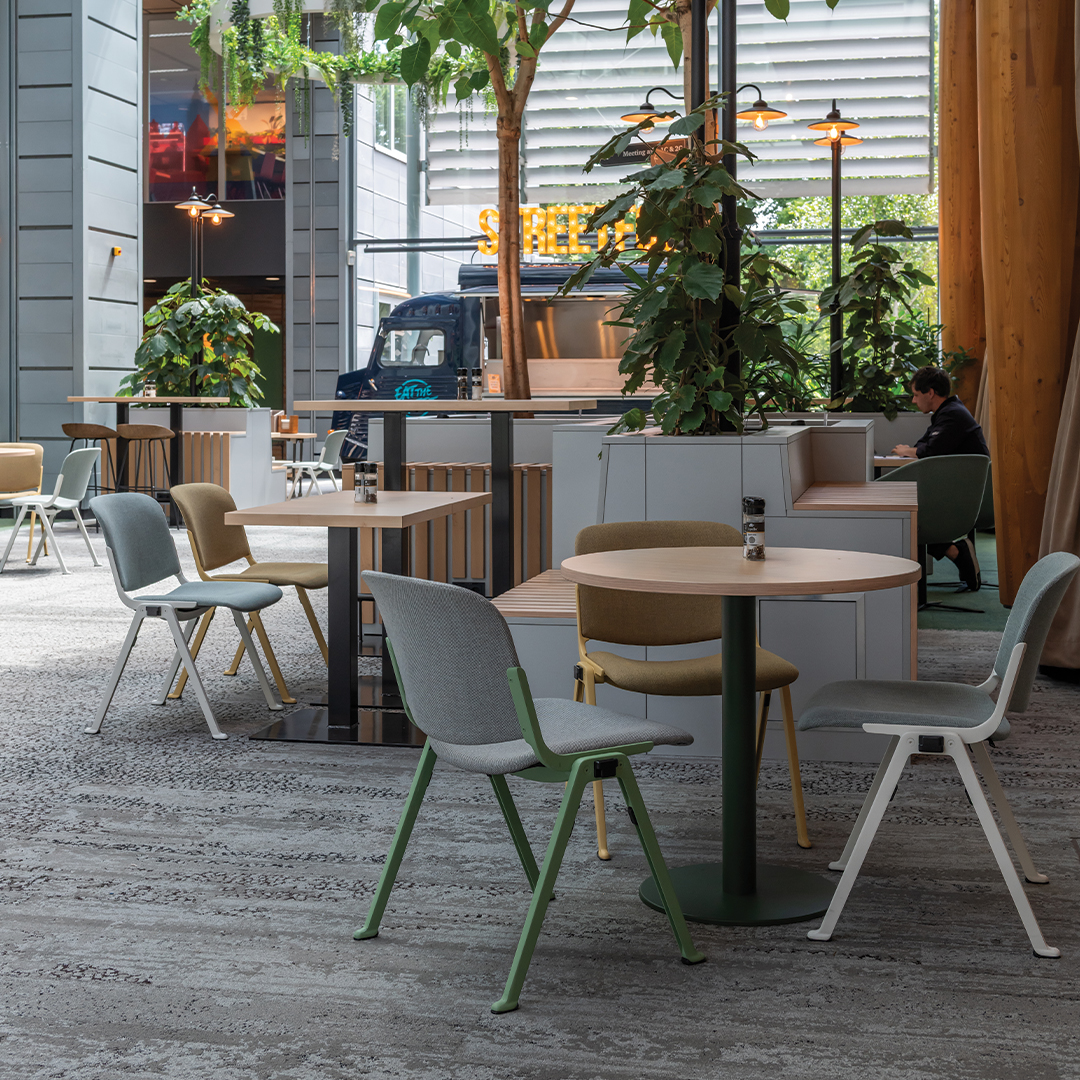 Casala - Refurniture project Adam Smith 