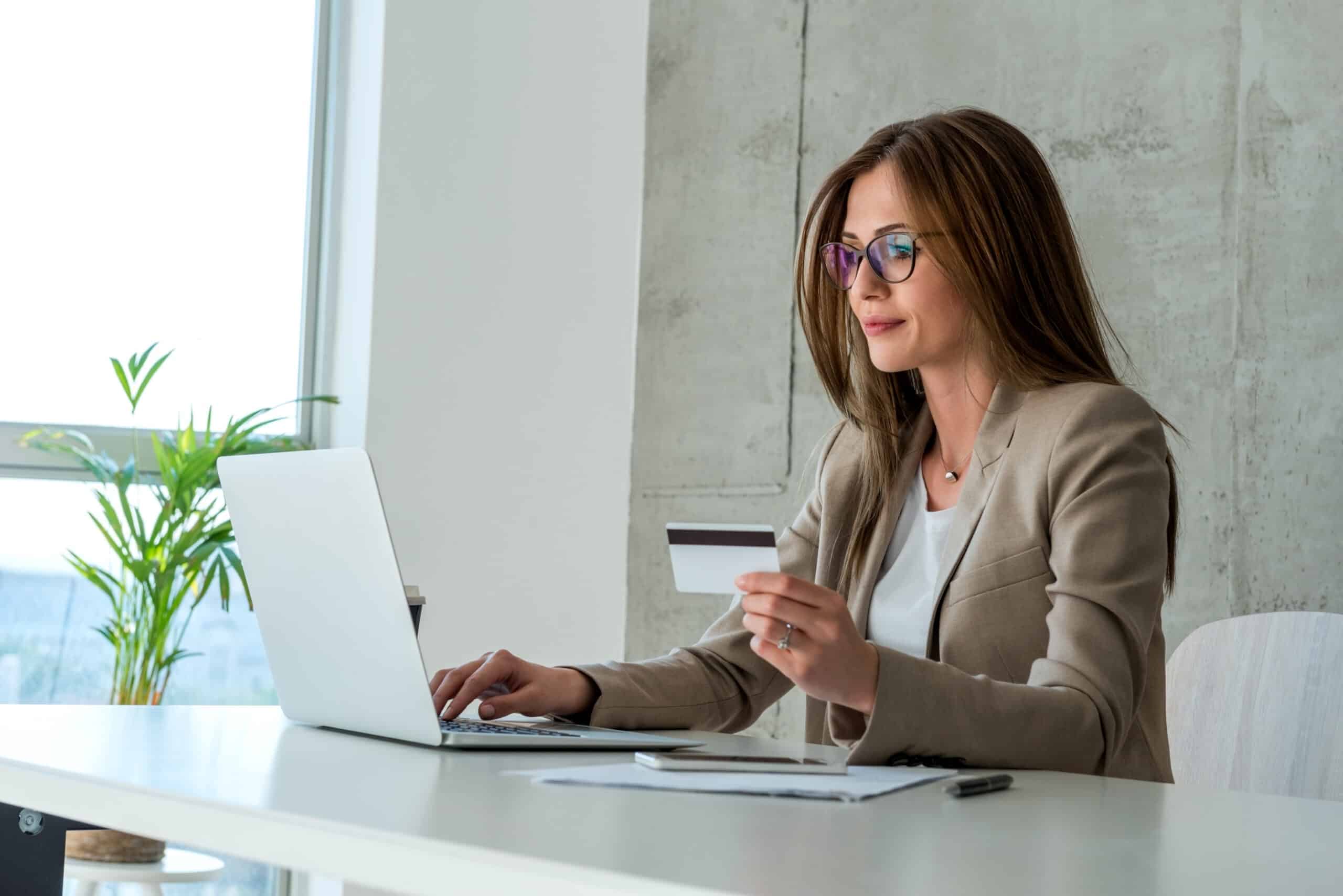 מחיקת חובות לבנקים: כל מה שצריך לדעת