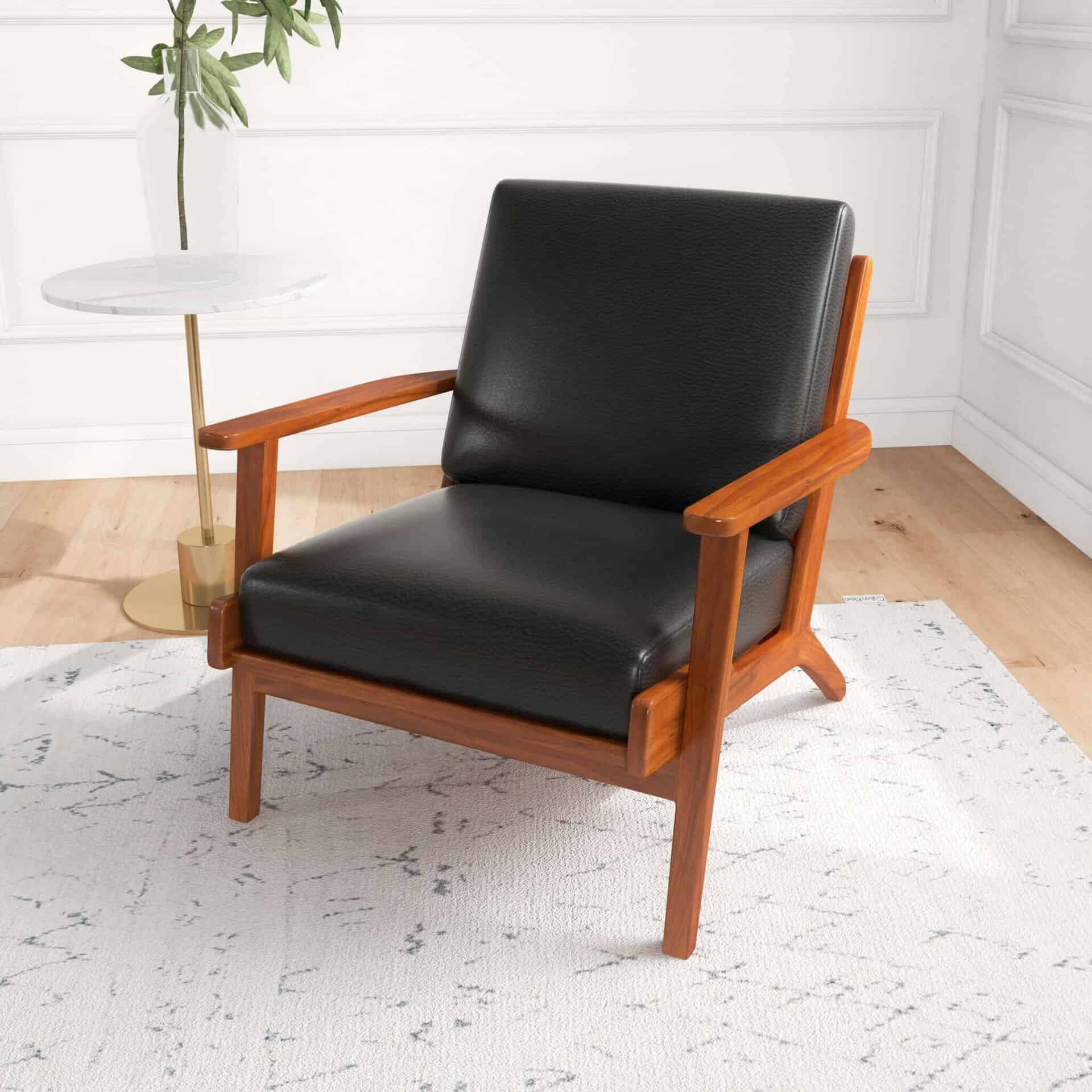 Black Leather Mid-Century Modern Lounge Chair With Solid Wood
