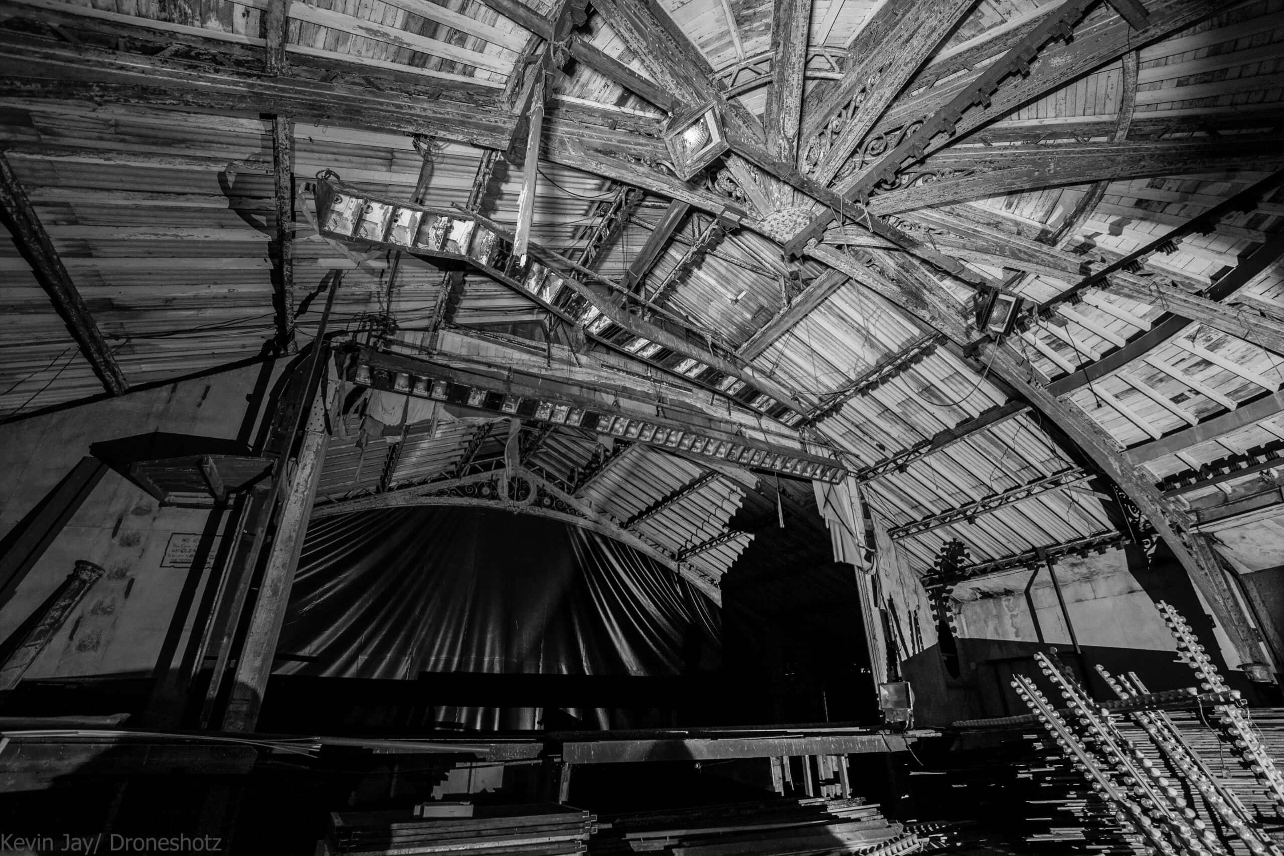 Pier brings in ghost hunters to investigate Jolly Roger