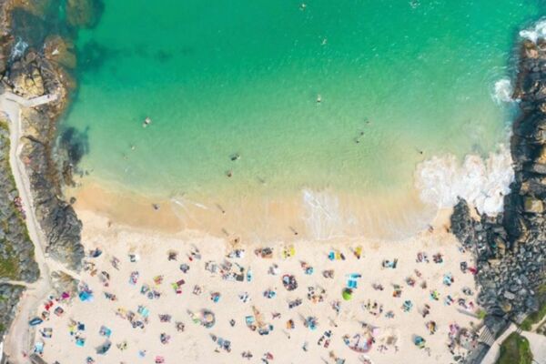 ariel st ives shot