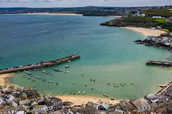 Porthmeor-Beach-06_web