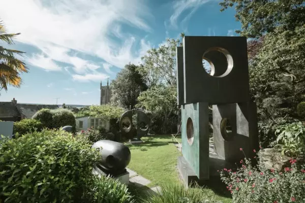View of the Barbara Hepworth Sculpture Garden © Bowness. Photo © Kirstin Prisk
