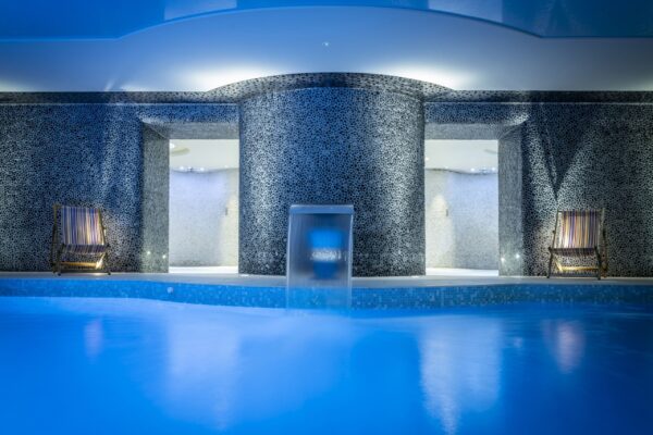 Headland Hotel and Spa, Fistral beach, Cornwall.  © Guy Harrop