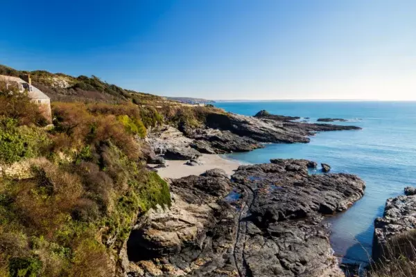 Prussia Cove ©Ian Woolcock, Shutterstock
