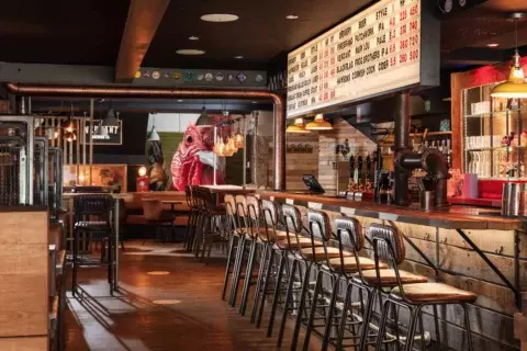 Beer and Bird St Ives