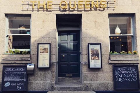 Queens St Ives
