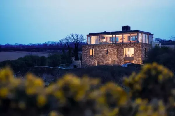 CQH BEST OF (1) - 44 of 156