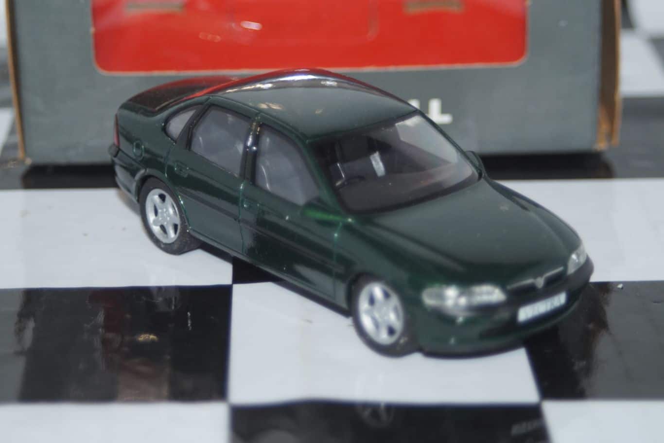 GamaOpelomega/VauxhallCarltonGreyin:scale