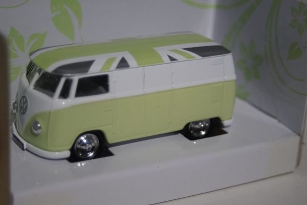 Corgi volkswagen camper split screen union jack green harrods lp06551