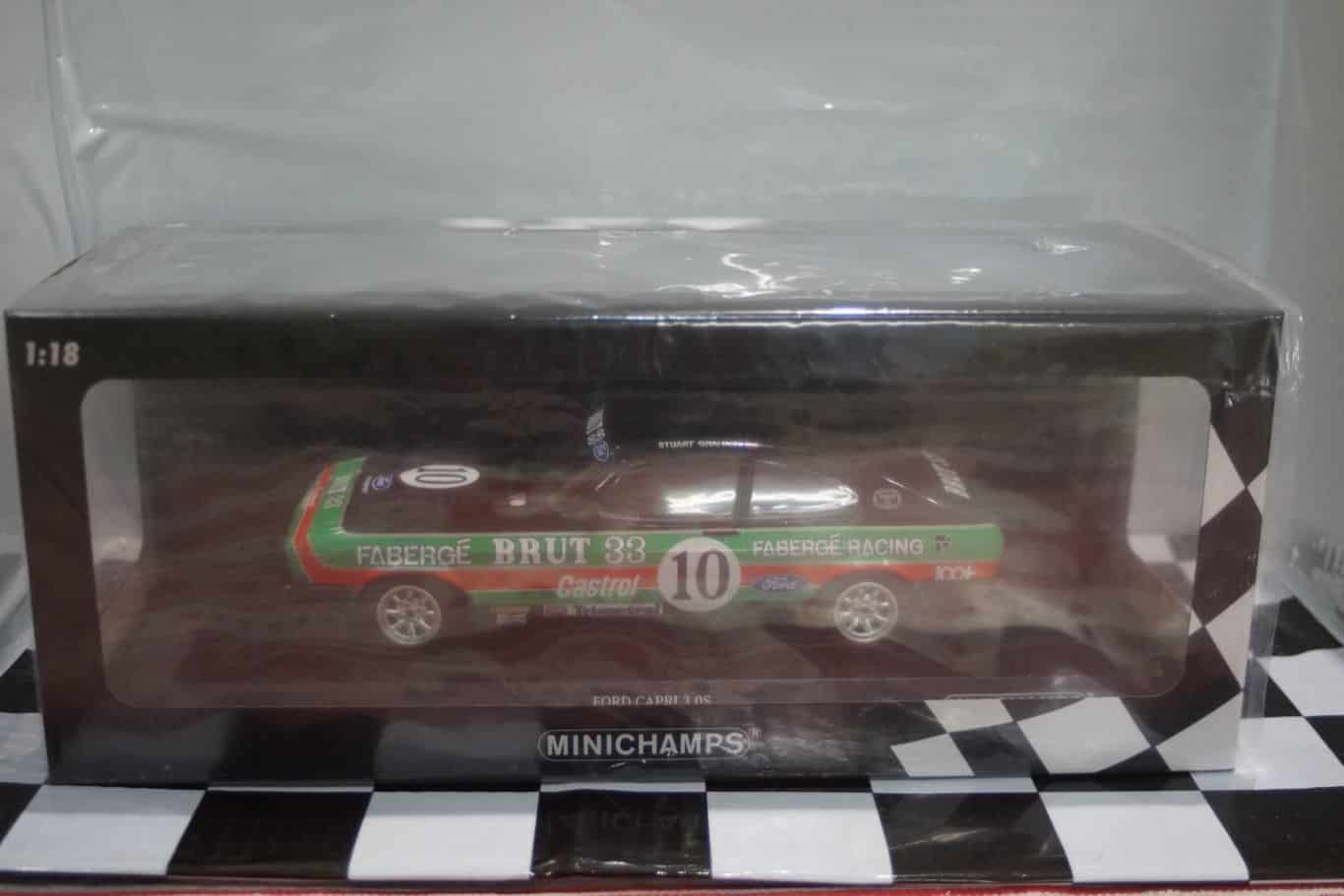 Minichamps Ford Capri 3.0 1978 Yellow Road car 1:18 155 788601