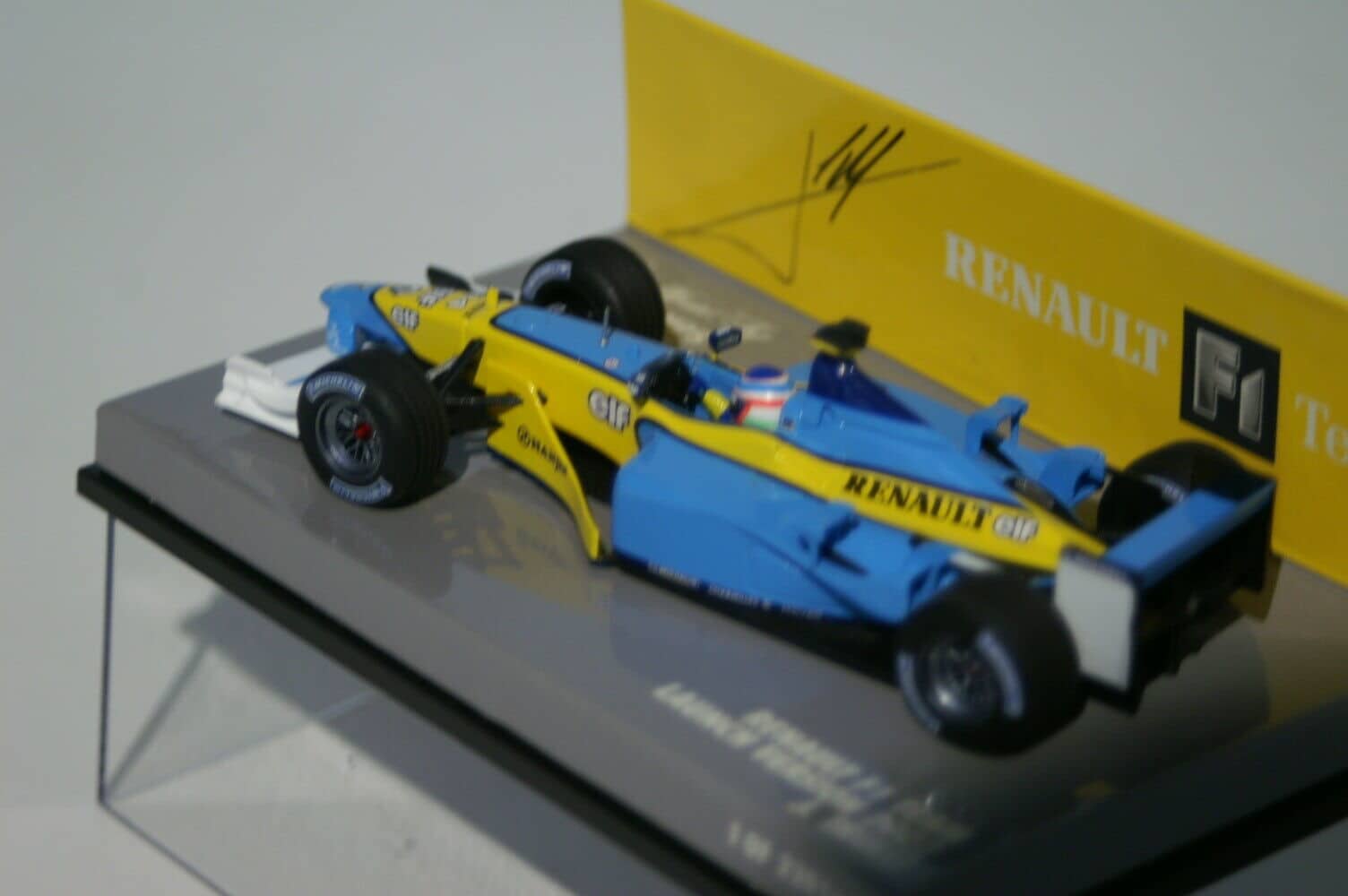 Minichamps renault f1 team launch 2002 j.trulli 400 020084 diecast 1:43