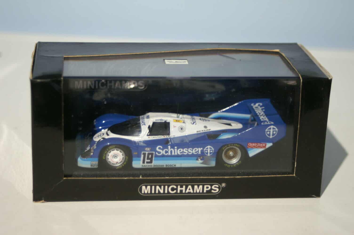 Minichamps Porsche 956 K 1985 Schiesser 856619 in 1:43