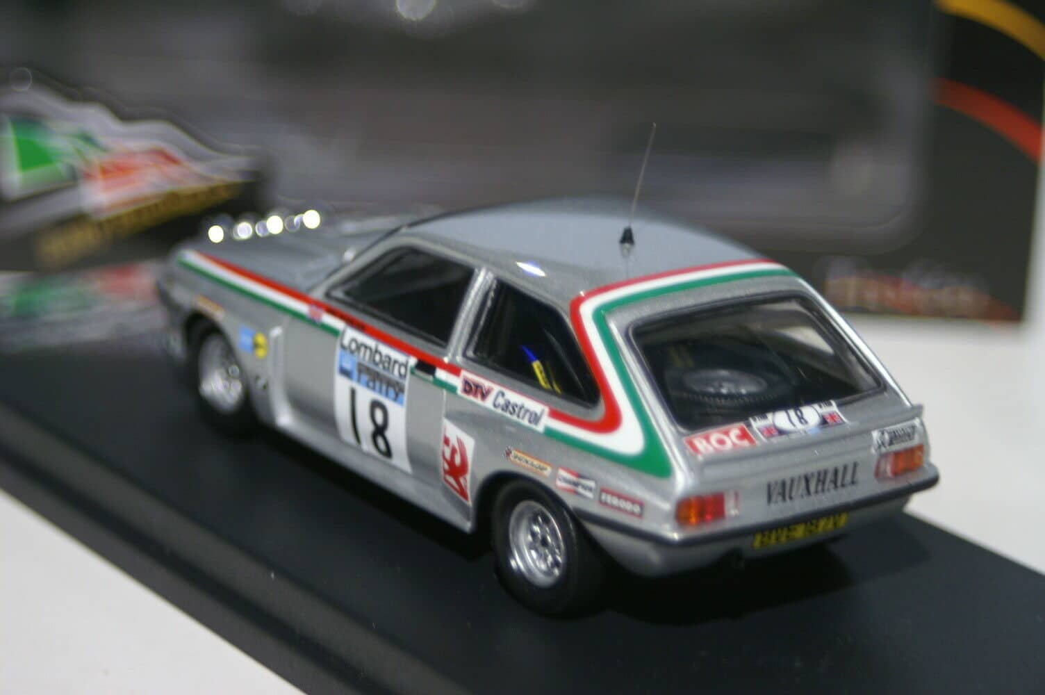 Vauxhall chevette hsr rhd rac rally 1980 mcrae rr.uk 32 trofeu diecast