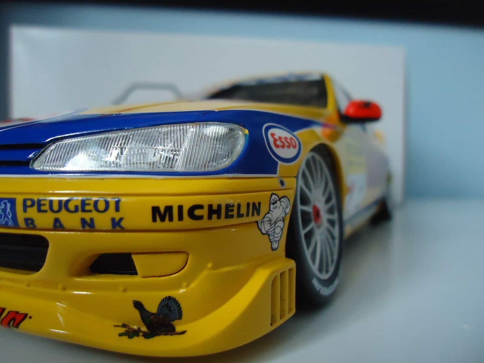 Peugeot 406 super tourenwagen cup otto 1:18 scale ot324