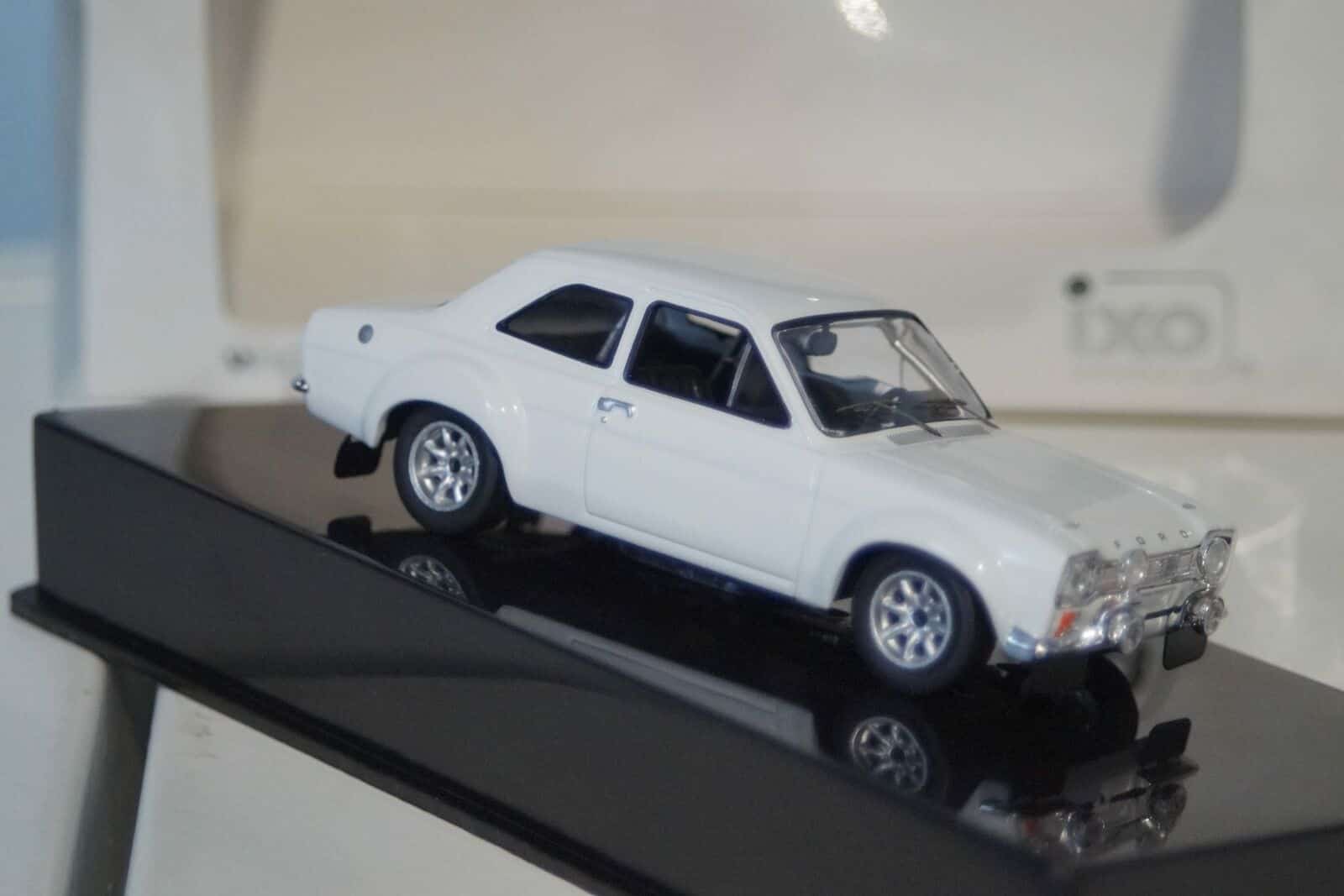 Ixo ford escort mk1 rs 1600 1971 rally spec white mdcs027 1:43 diecast