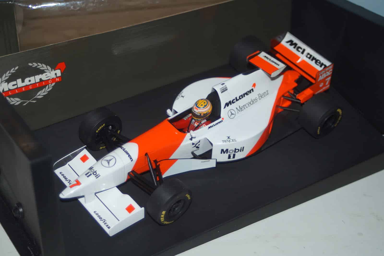 Minichamps mclaren mercedes-benz g. berger mp4-10 1:18