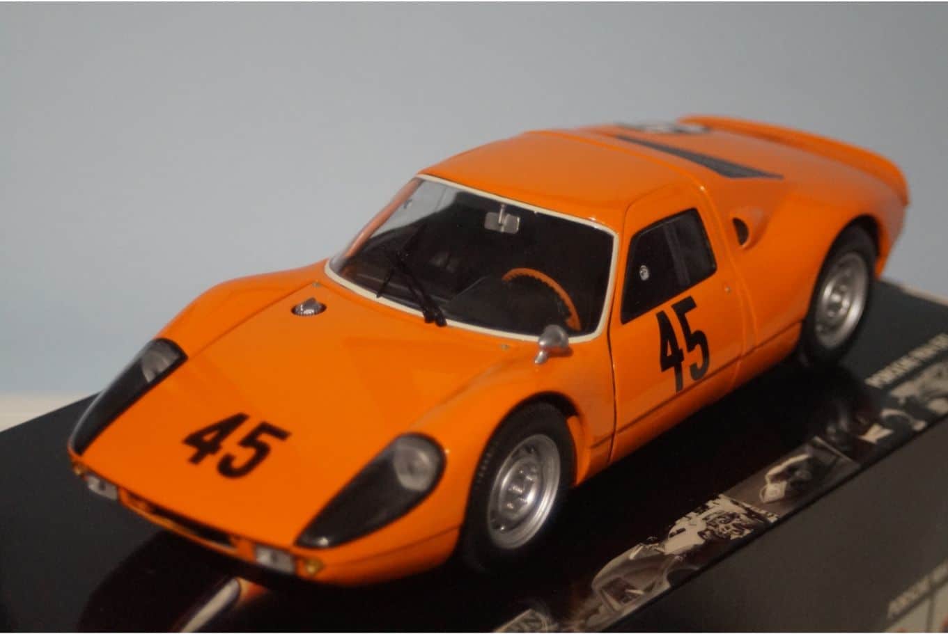 Minichamps Porsche 904 GTS 1964 Nurbuergring 1000 KM 1:18th