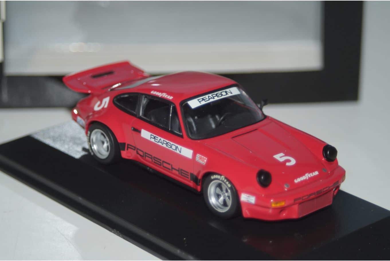 Minichamps porsche 911 carrera rsr 2.8 iroc 1973 430 736305