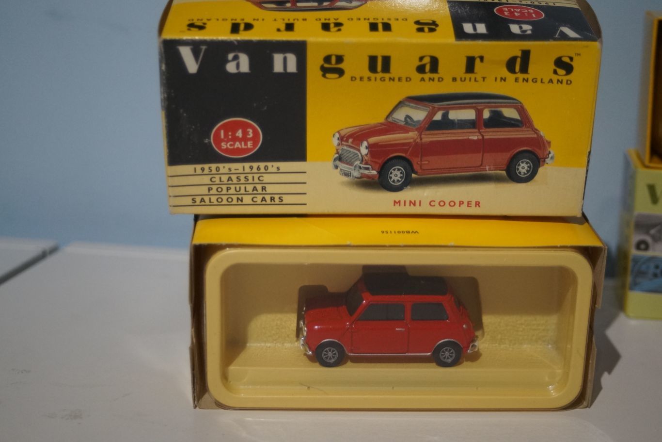 Vanguards ford 100e blue va21003 1:43 scale