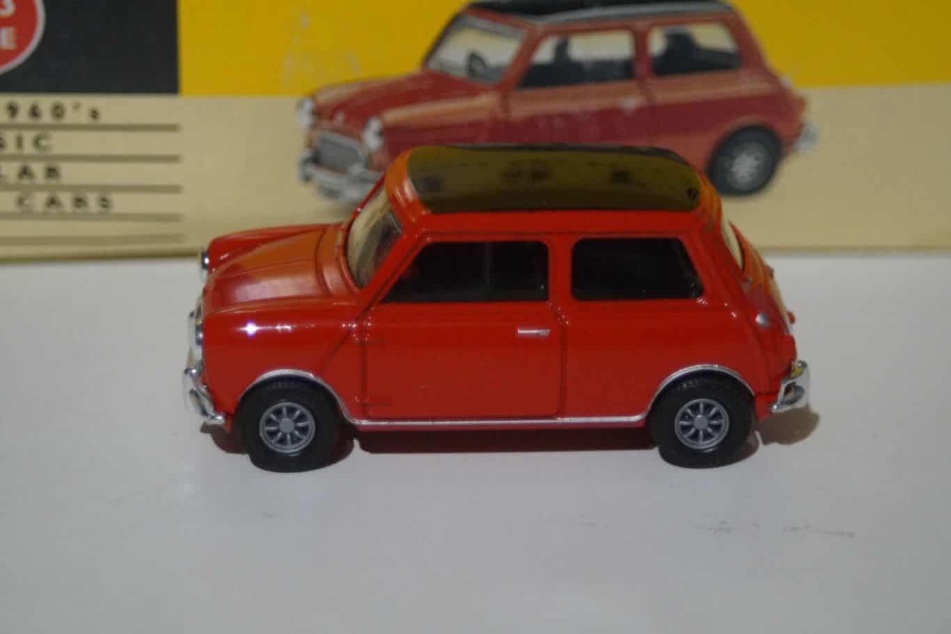 Vanguards ford 100e blue va21003 1:43 scale