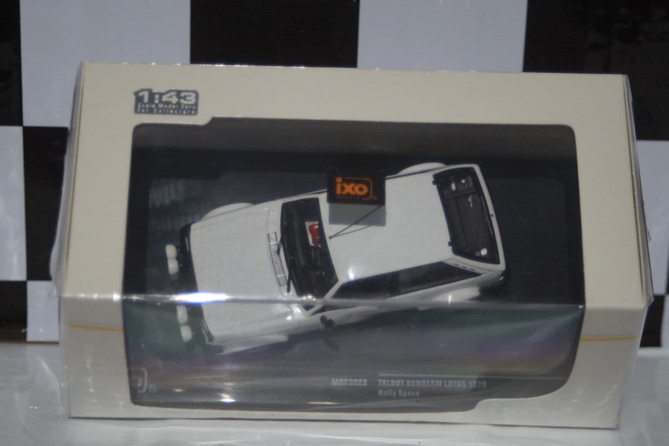 Ixo Volkswagen Golf Mk1  Cabrio 1981 Red CLC353N Diecast 1:43