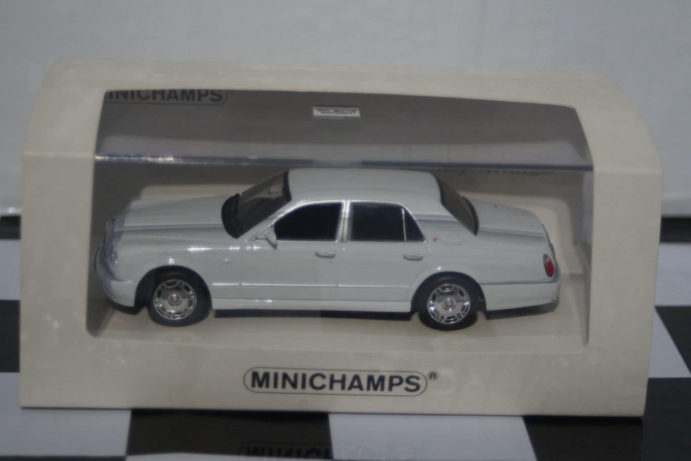 MinichampsBMWMGTRStreetYellow:
