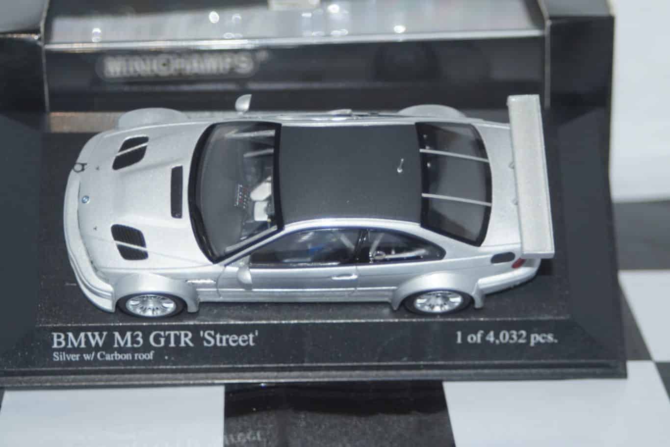 Minichamps bmw m3 gtr 2001 street yellow 1:43 400 012101