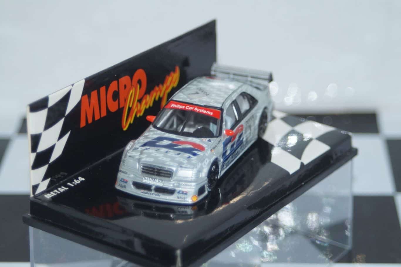 Onyx Opel Vectra STW 1997 Thiim 1:43 scale XT065