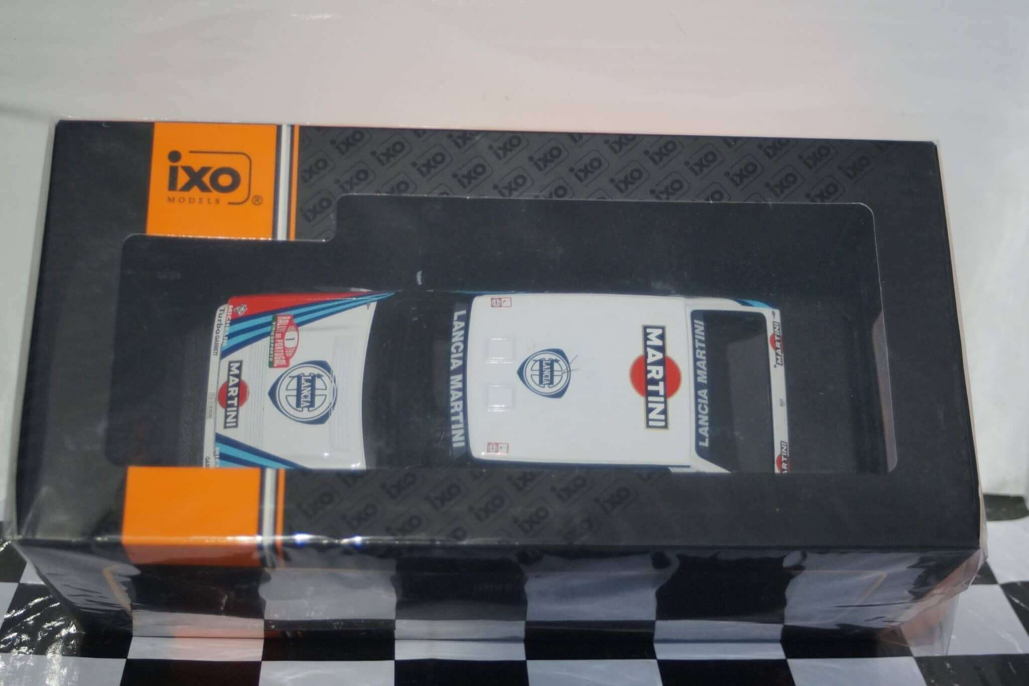 Ixo Ford Escort RS Cosworth T-D-C 1993 F.DELECOUR 1:18