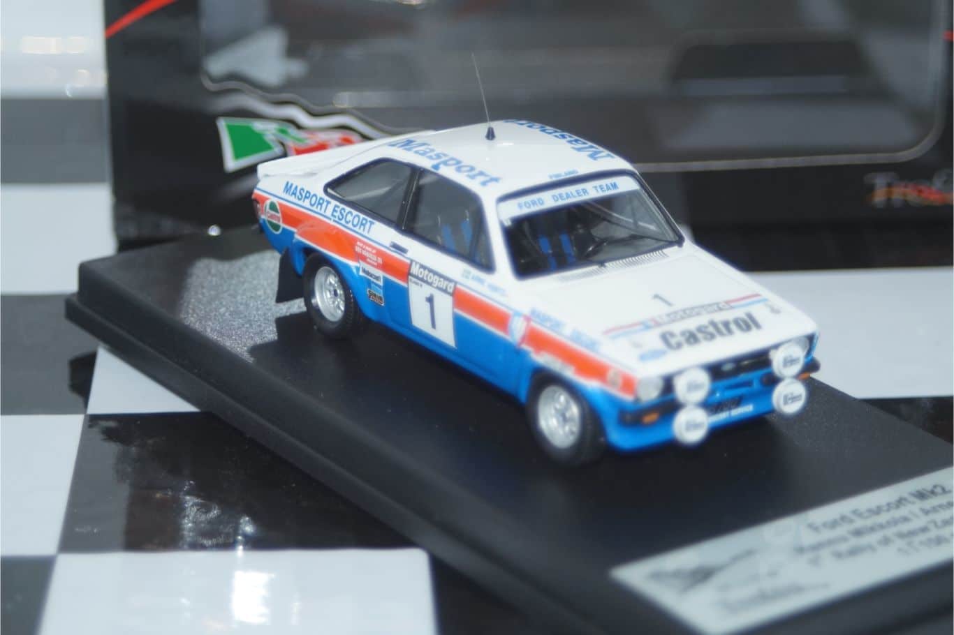 Ford Cortina GT East African Safari 1964 1:43rd Scale RR.ke 07 TROFEU