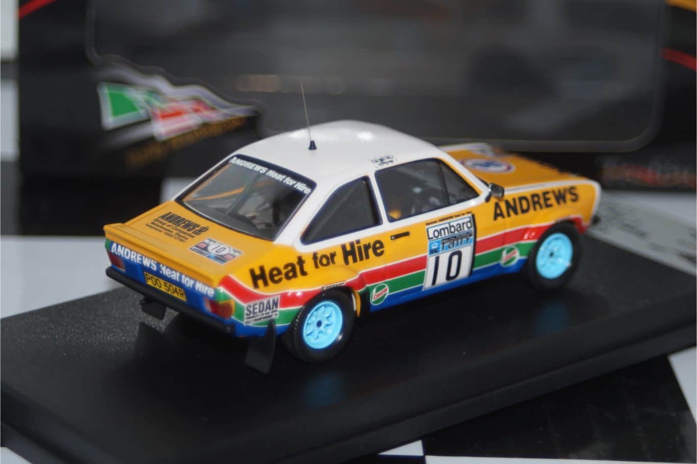 VauxhallChevetteHSRCircuitofIreland:rdScaleRR.irTROFEU