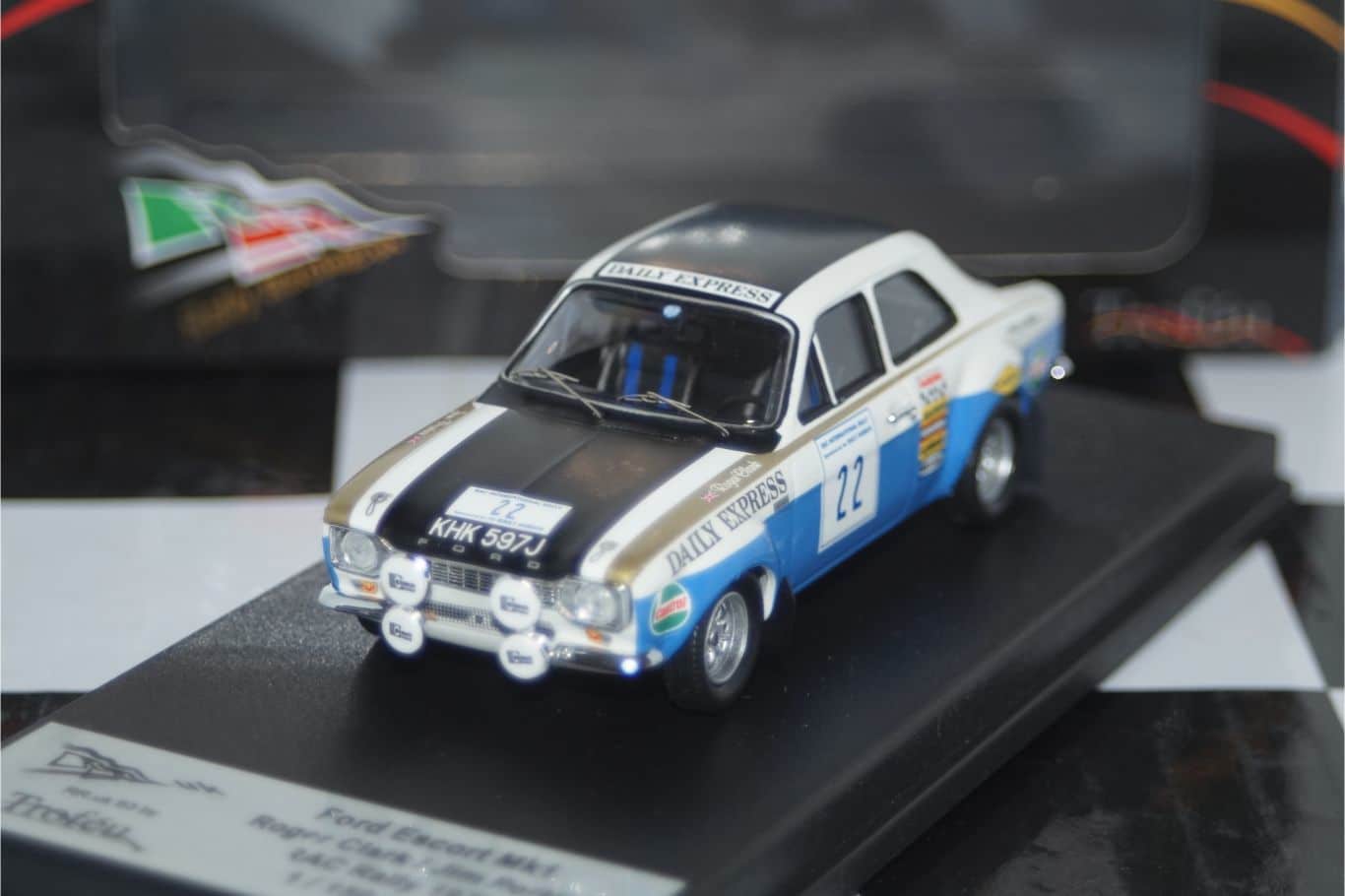 Vauxhall Chevette HSR Circuit of Ireland 1:43rd Scale RR.ir 03 TROFEU