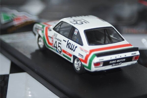 Ford escort mk2 norisring 1976 k.ludwig rr.de 35 trofeu resin
