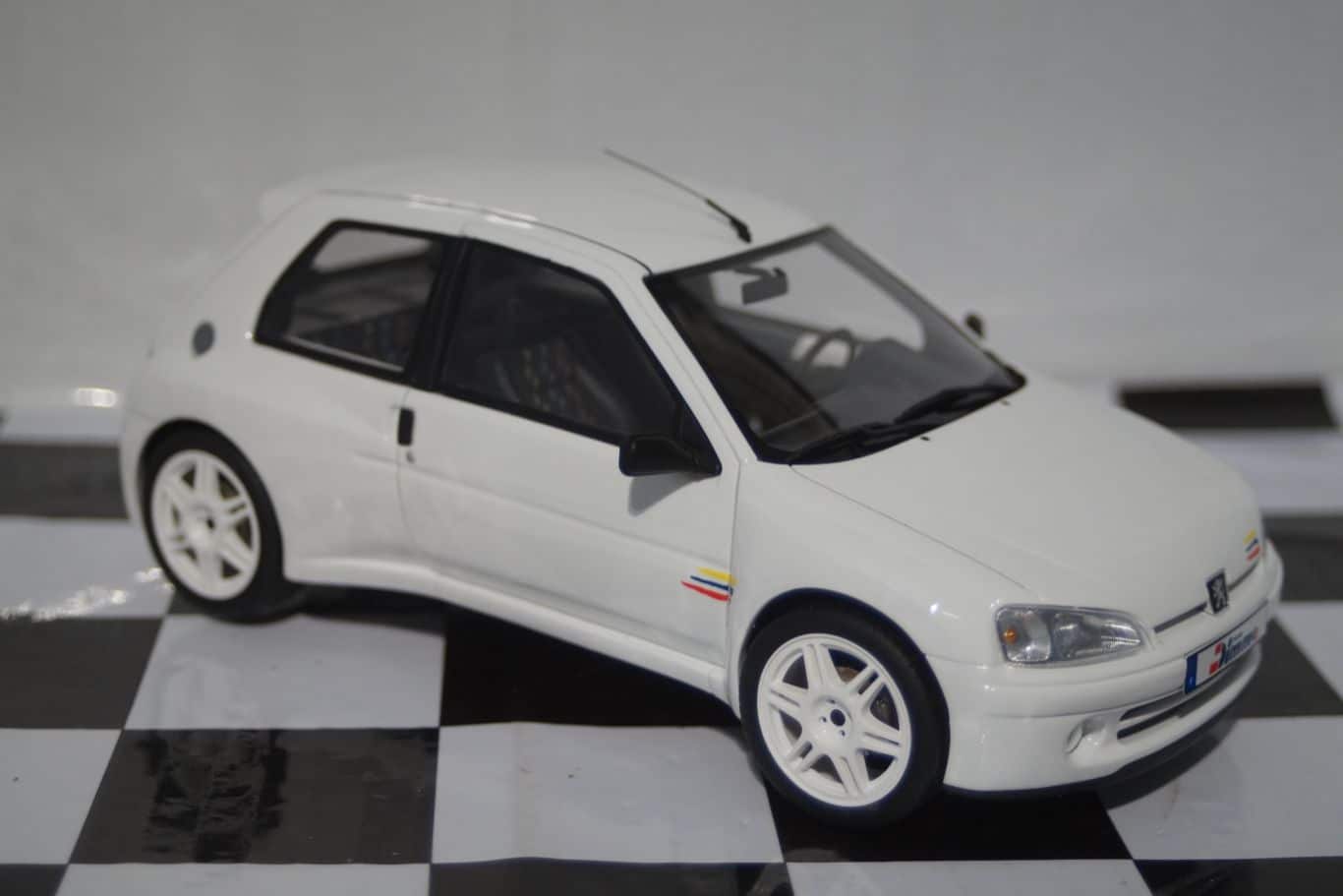 Otto jide 1600s competition gr.4 1972 1:18 ot287