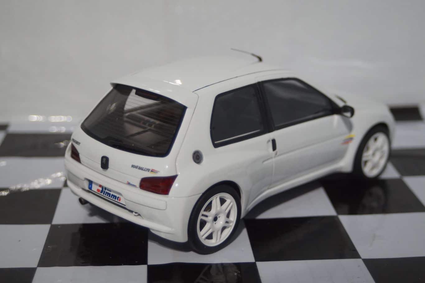 Otto jide 1600s competition gr.4 1972 1:18 ot287