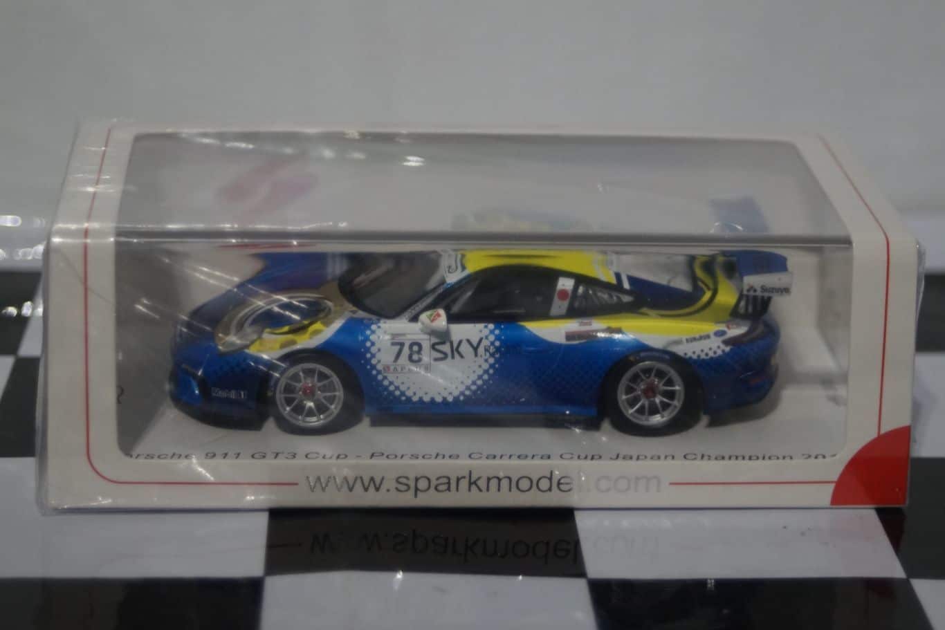 Spark porsche 917 lh 24h lemans 1971 larrousse 1:43 resin s1099