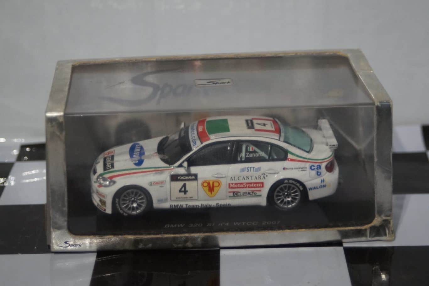 Spark porsche 917 lh 24h lemans 1971 larrousse 1:43 resin s1099