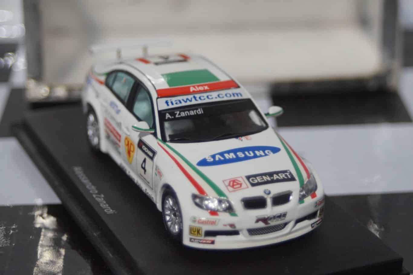 Spark porsche 917 lh 24h lemans 1971 larrousse 1:43 resin s1099