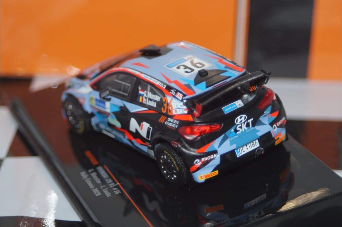 Neo volkswagen golf 1 gto red 1:43 scale neo45828 resin