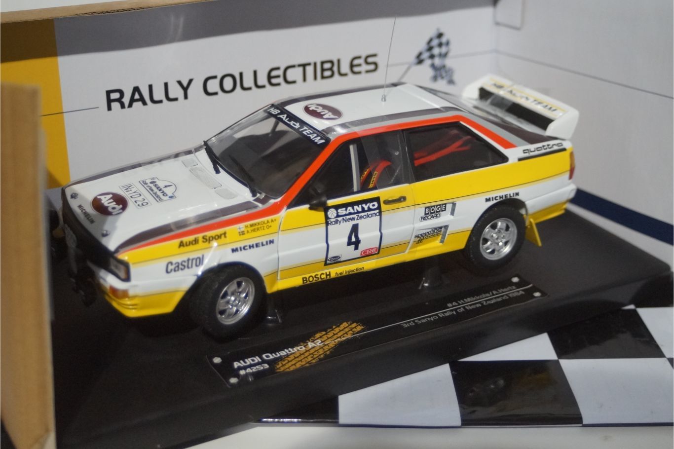 Sunstar audi quattro a2 rally new zealand 1984 h.mikkola 1:18 scale 4253