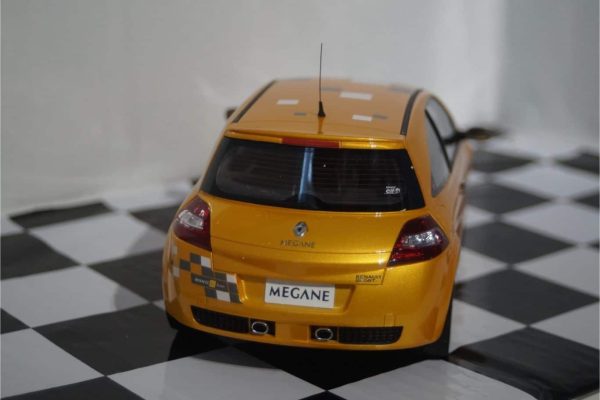 Otto bmw 328i e36 touring m pack blue 1:18 ot358