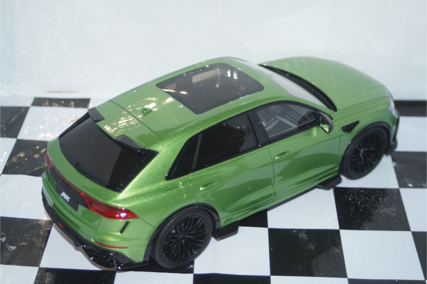 OTTO Ford Fiesta Mk1 1600 Gr2 Rallye Monte Carlo 1979 1:18 OT894