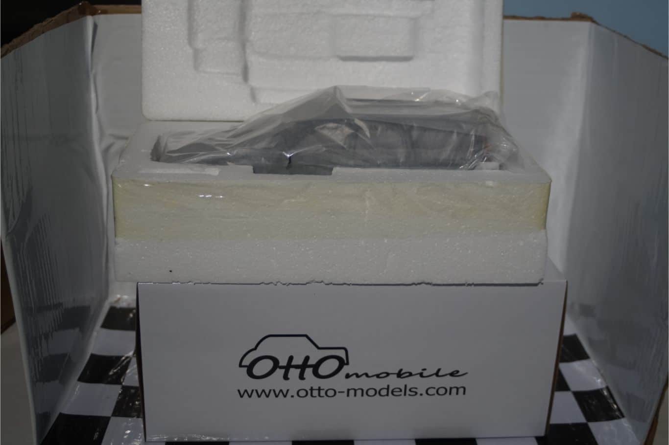 OTTO Nissan Nismo 270R (S14) Black 1994 1:18 OT847