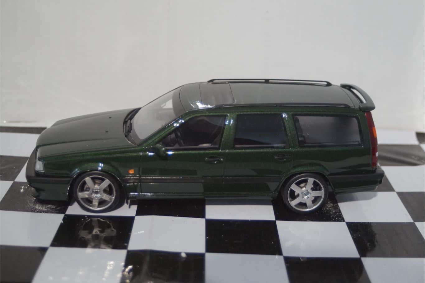 OTTO Nissan Nismo 270R (S14) Black 1994 1:18 OT847