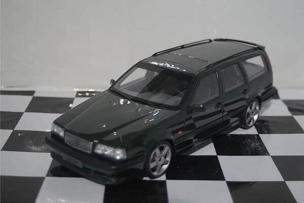 OTTO Nissan Nismo 270R (S14) Black 1994 1:18 OT847