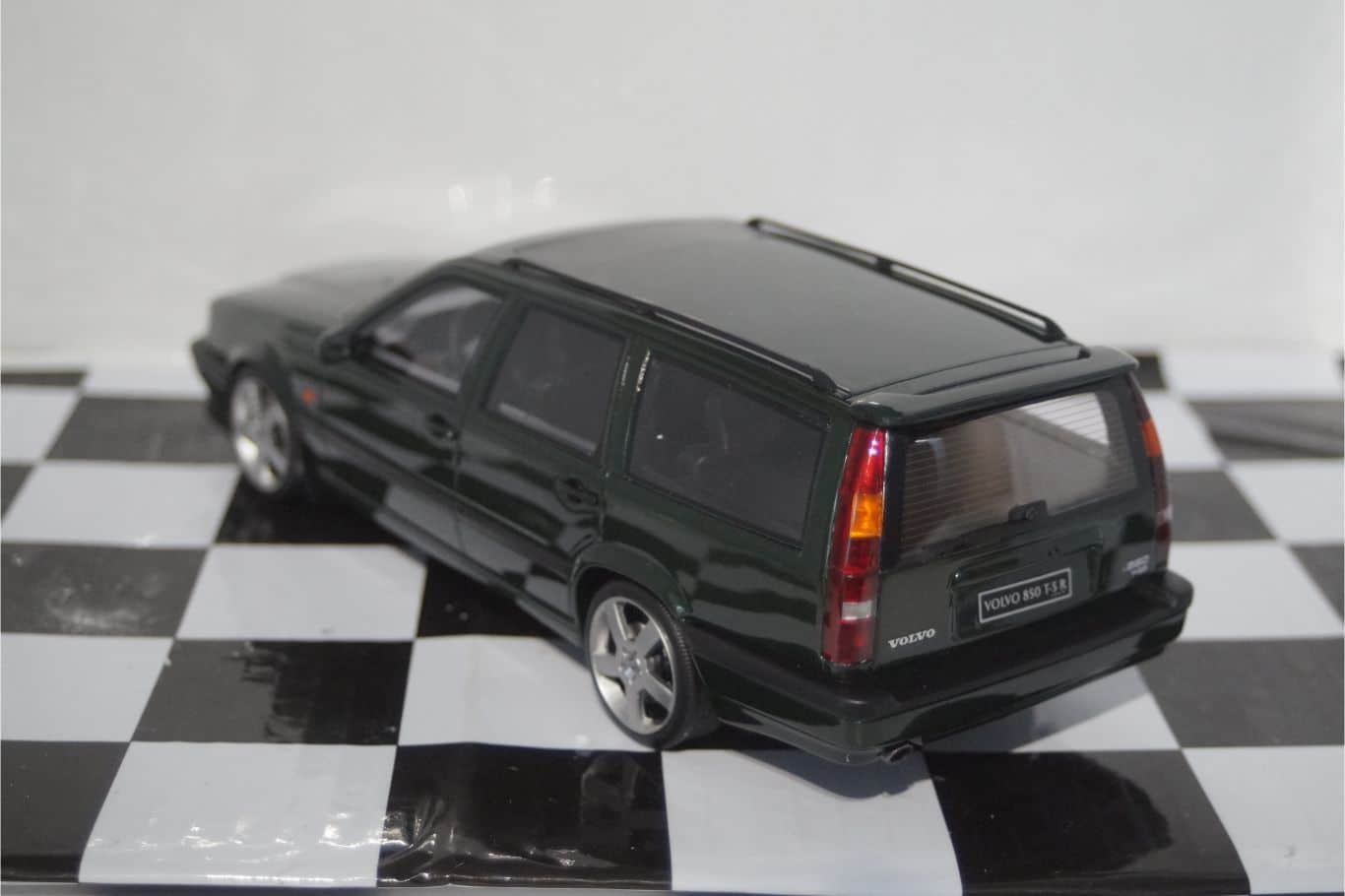 OTTO Nissan Nismo 270R (S14) Black 1994 1:18 OT847