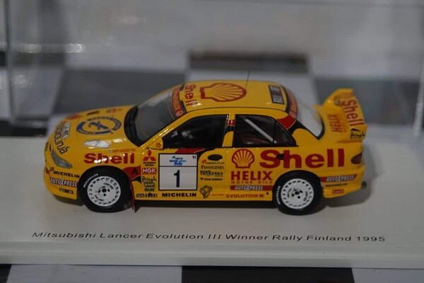 Spark mitsubishi lancer evolution rally finland 1995 1:43 resin s6502