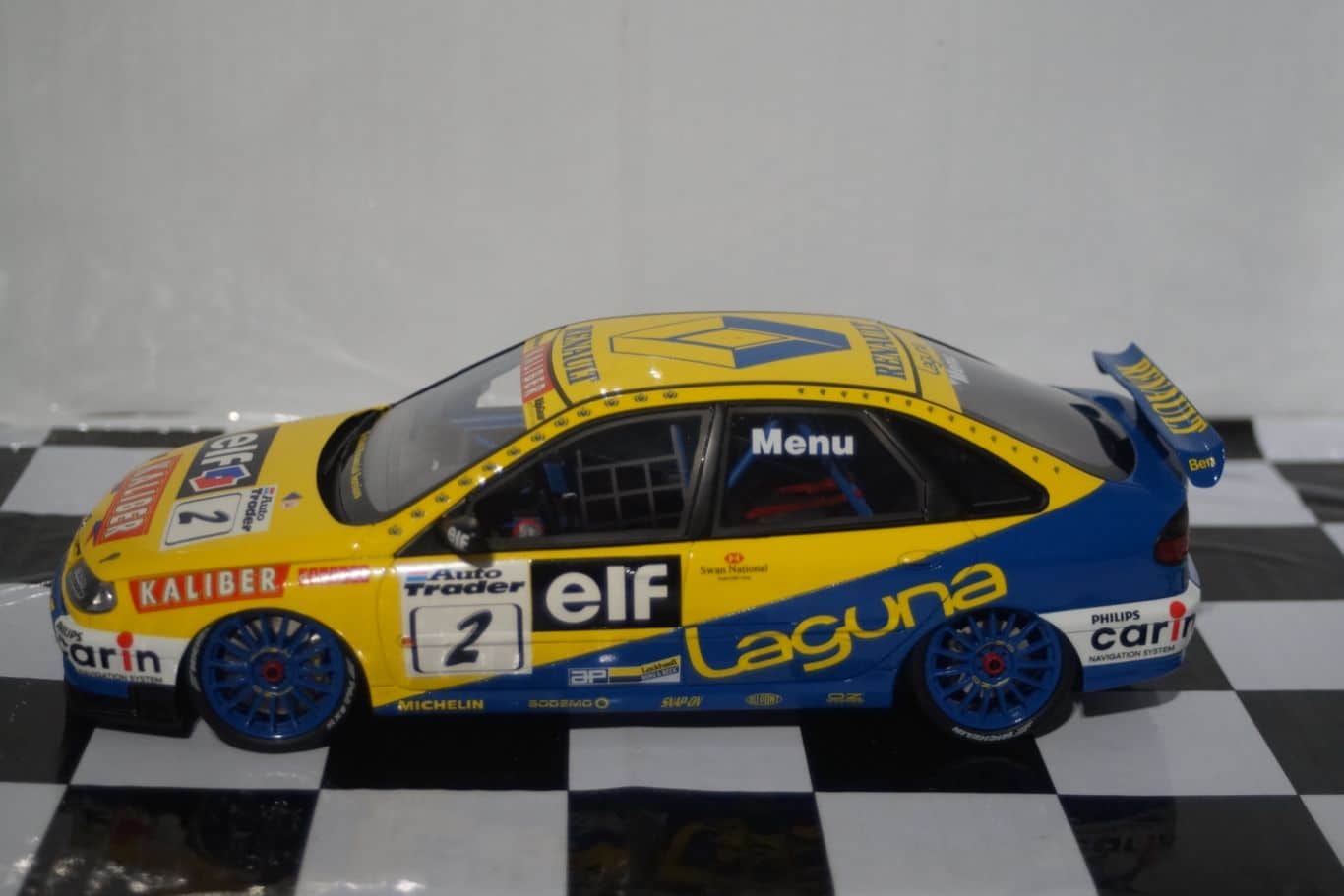 Otto audi s8 d2 green 1:18 resin ot916